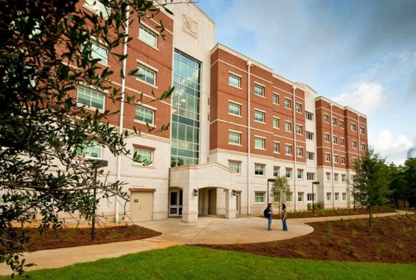 Exterior photo of Heritage Hall campus residence building